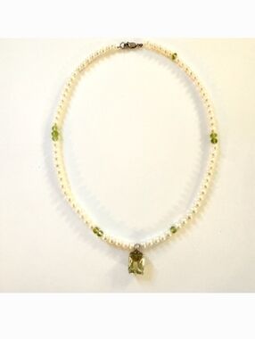 Janis Savitt Pearl & Peridot/Green Amyethyst Necklace